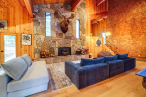 Tahoe Donner Cabin Near Slopes and Lake! Truckee